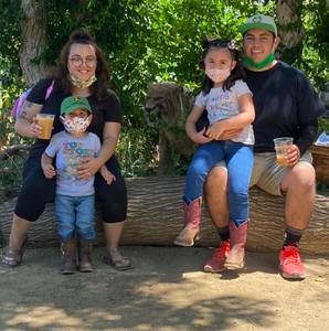 Meet your Posher, Corina